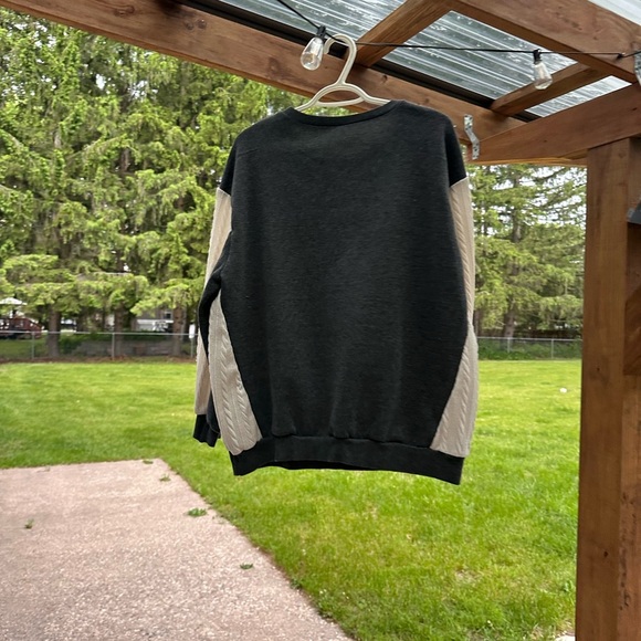 SHEIN Gray and Cream Crew Neck Sweater with Soft Knit - Picture 15 of 16